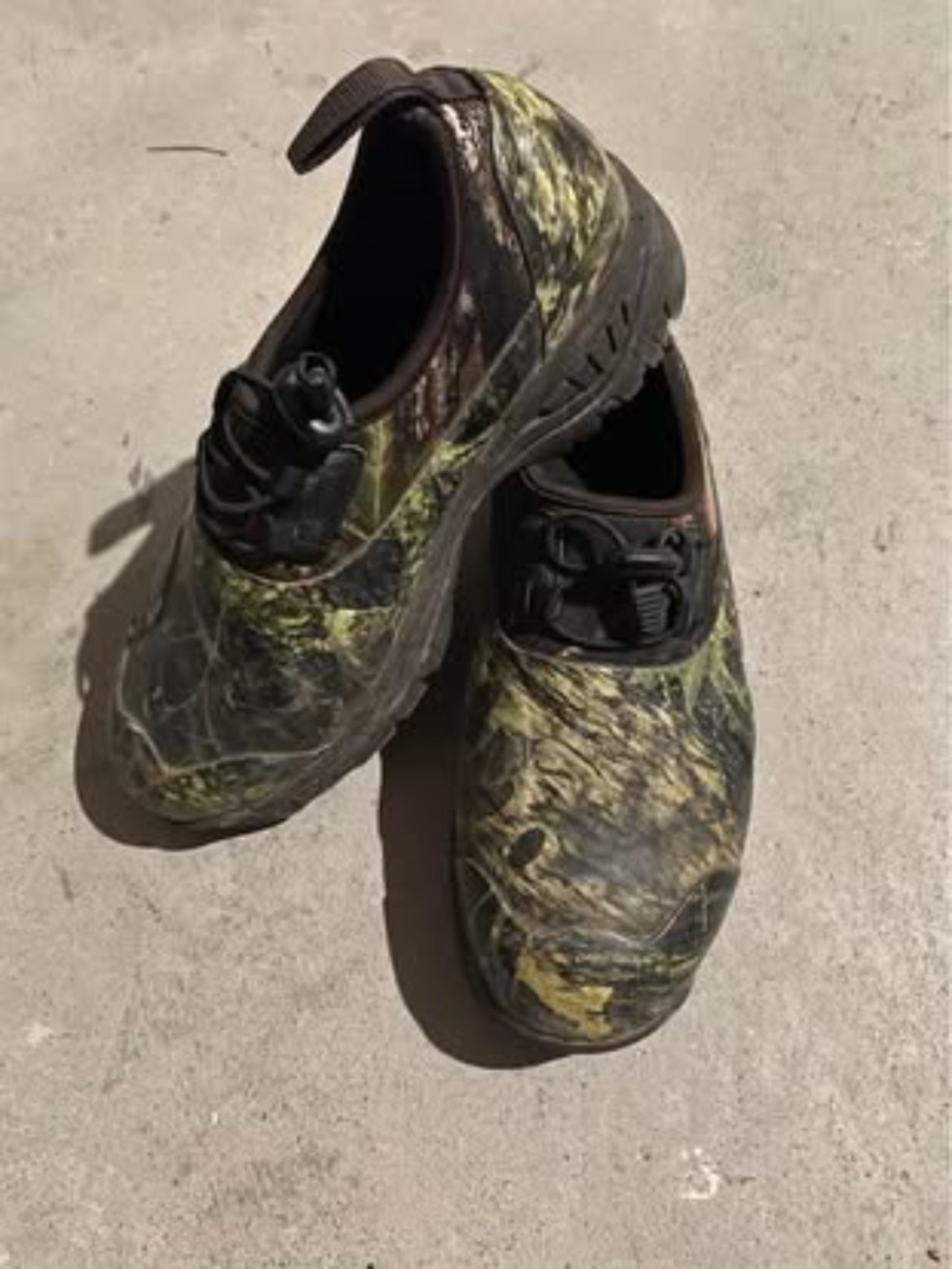 Muck slip-on shoes